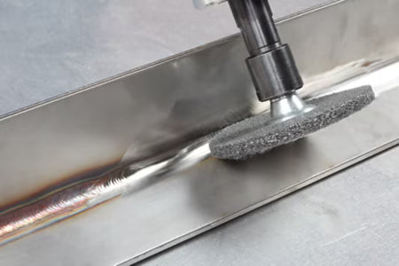 Scotch Brite™ Roloc™ Deburr and Finish PRO Unitized Wiel DP-UR, 76 mm x 6,35 mm, Zonder Gat, 4C MED+