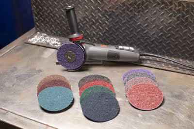 Scotch-Brite™ Precision Heavy Duty Surface Conditioning-schijf, HD-DH, X-Extra Coarse 60+, 127 mm x NH, 50 ea/Case