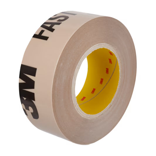 3M™ Flexibele Afdichtingstape 8067E - FAST F, Lichtbruin, 50 mm x 25 m, 0.25 mm, met gesplitst beschermpapier 25/25mm