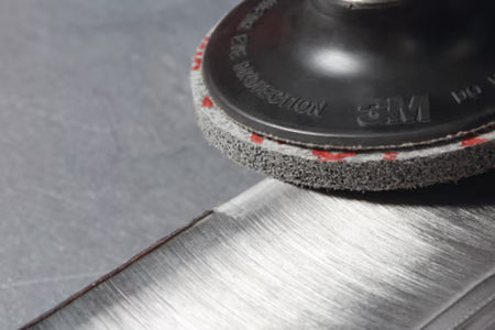 Scotch Brite™ Roloc™ Deburr and Finish PRO Unitized Wiel DP-UR, 50 mm x 6,35 mm, Zonder Gat, 6C MED+