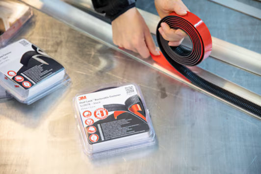 3M™ Dual Lock™ Hersluitbaar Klikband SJ387B, Zwart, 19 mm x 2.5 m, 6.1 mm, 40 kopjes/cm², Blister